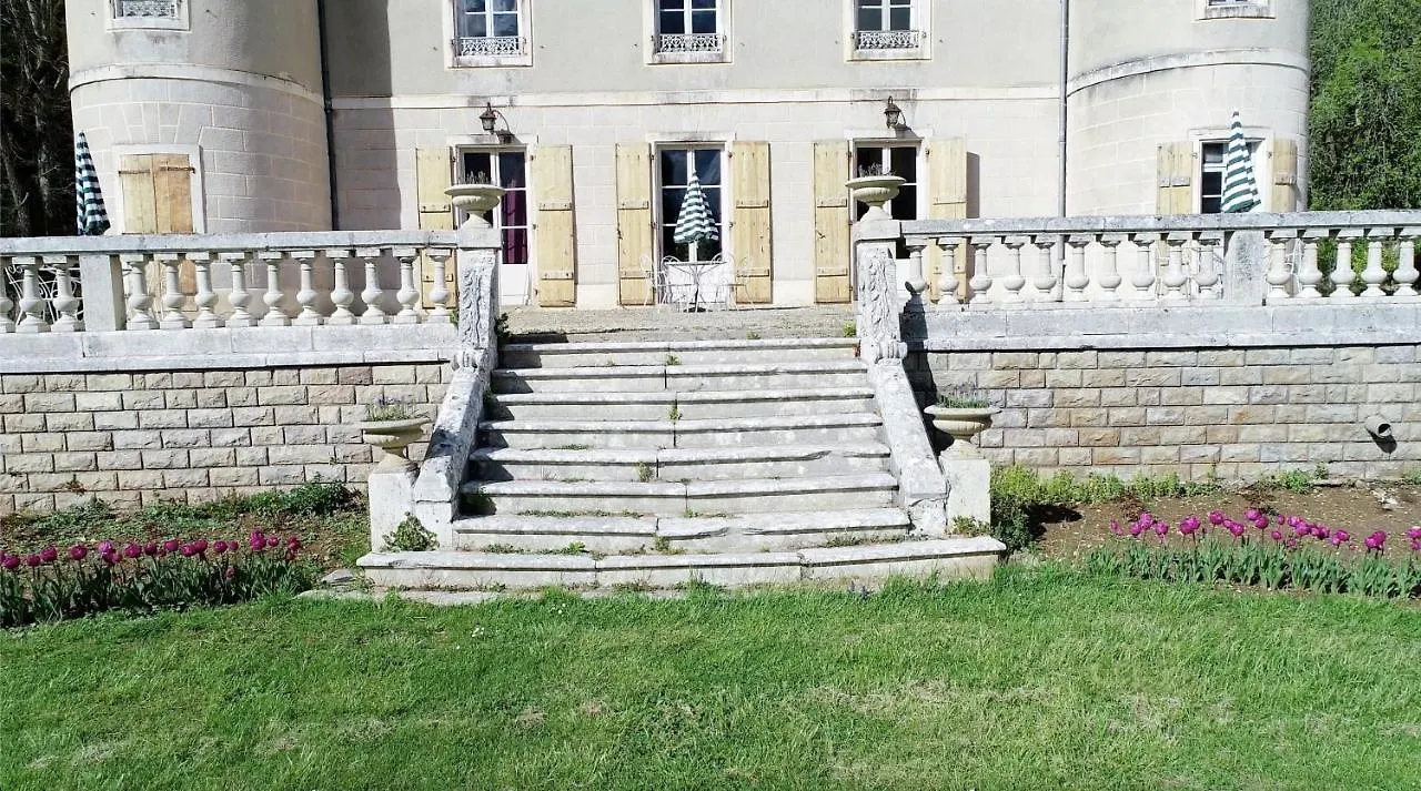 Queen'S Escape Martel Bed & Breakfast