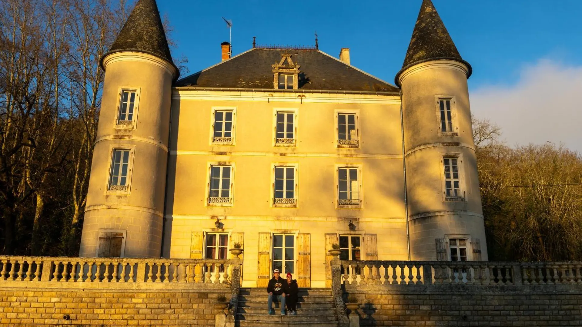 Queen'S Escape Martel Bed & Breakfast
